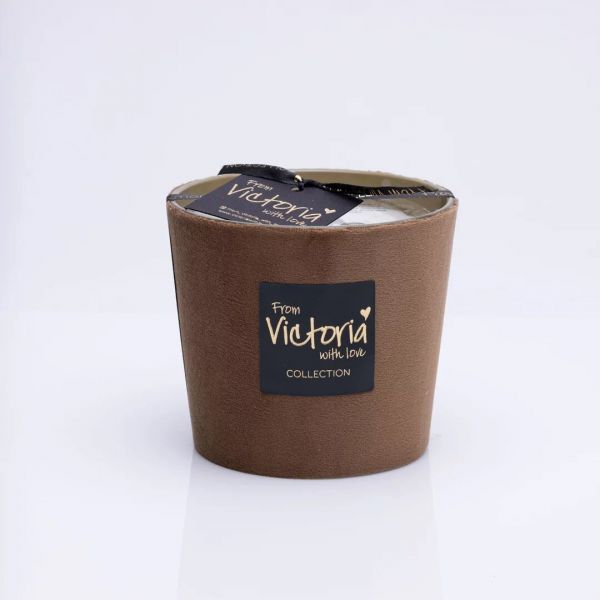 Свеча ароматическая Victoria with Love Velvet light brown 400гр