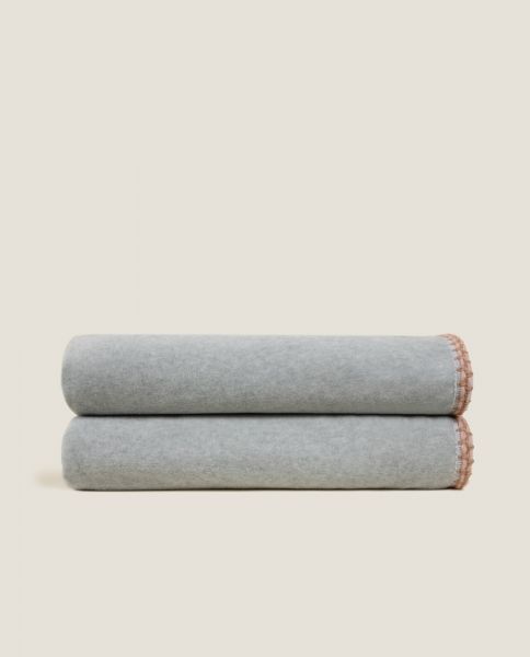 Покрывало Frati SOFT BAMBOO GRIGIO PERLA, серый, 220х260, бамбук 40% полиэстер 60%, 1750г