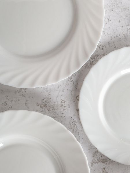 Тарелка обеденная ТРИАНОН 24.5см LUMINARC