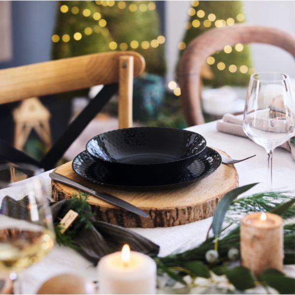 Тарелка обеденная PAMPILLE BLACK 25см LUMINARC