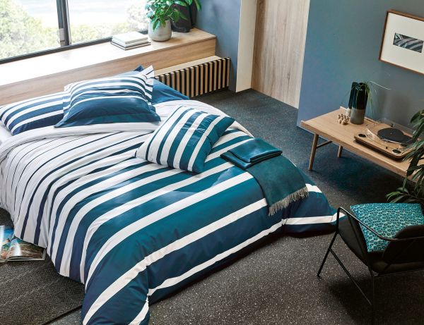 Постельное бельё GRAND LARGE BLEU P AON пододеяльник 200х220 простынь 280х320 наволочка 50х75*2шт