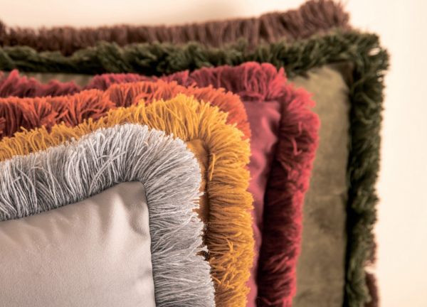 Подушка MARABOU GOLD 50х50 см, велюр, полиэстер, начинка конфорель FRATI HOME
