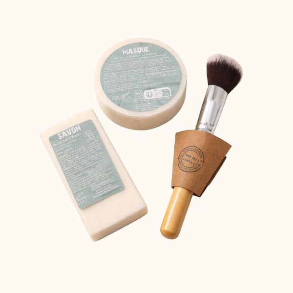 Набор Mas du Roseau COFFRET LAIT D'ANESSE 1 мыло твердое 130 гр, 1 мыло-маска для лица твердая 150 гр, кисточка для нанесения маски
