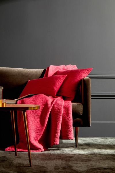 RACINES BOIS DE ROSE подушка декоративная красный 45/45 хлопок пике