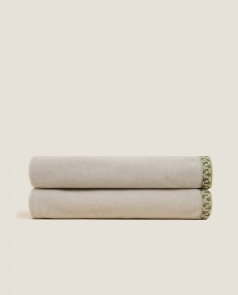 Плед Frati SOFT BAMBOO NOCCIOLA с тесьмой Coco, бежевый, 160х200, бамбук 40% полиэстер 60%, 910г