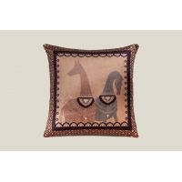 Подушка HORSE PINK 50х50 см, велюр, полиэстер, начинка конфорель HORSEPINK_50 FRATI HOME