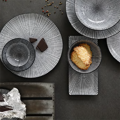 Тарелка  Black  TOKYO DESIGN