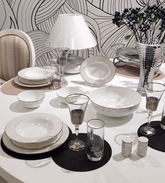 Подставка под горячее круглая из переработанной кожи 24/30 см, цвет черный, Bull LIND DNA 98972