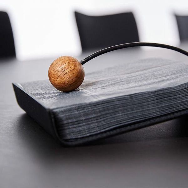 Салфетница для бумажных салфеток кожаная прямоугольная, цвет теплый серый, LIND DNA 990296