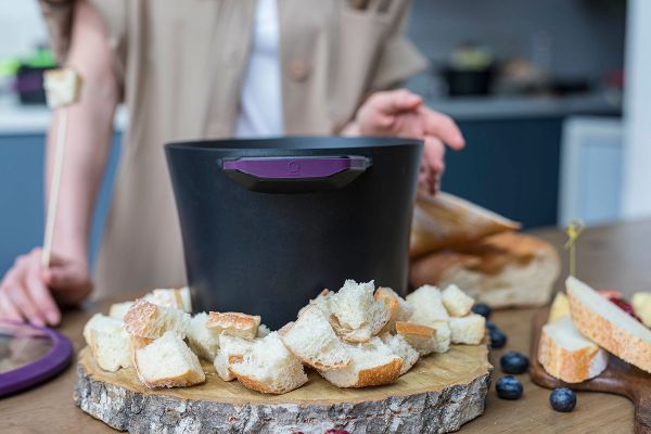 Кастрюля баклажановая Индукционная ?24cm, 4 л. С крышкой и цветной упаковкой     (3)     37400v