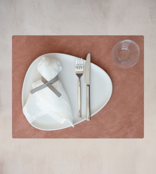 Сервировочная салфетка из натуральной кожи прямоугольная 30х40 см, цвет натуральный розовый, NUPO LIND DNA 990200