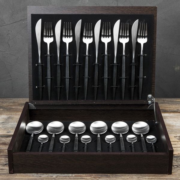 Набор столовых приборов 24 предмета 37.5x28.5x6 matte chrom/black  CUTIPOL