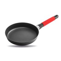 Сковорода ?24cm, с красной силиконовой ручкой, h=5 cm     (10)     30124r