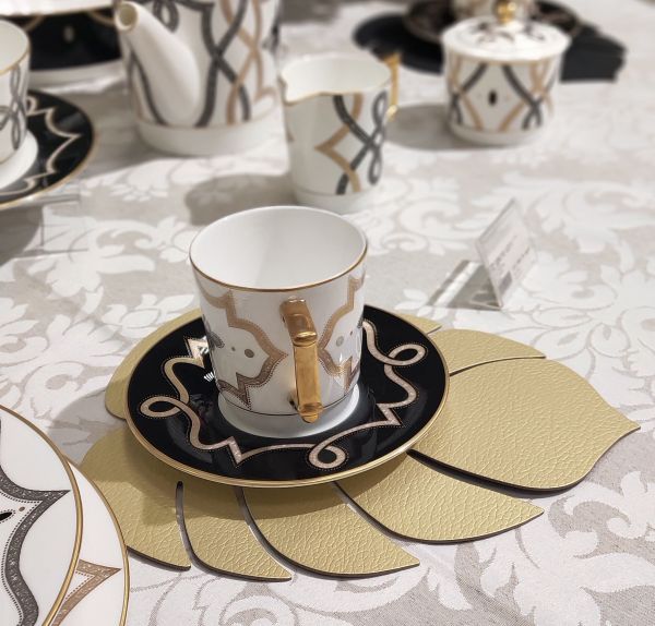 Сервировочная салфетка из натуральной кожи лист монстеры 26х22 см, цвет золотой, Hippo LIND DNA 990088