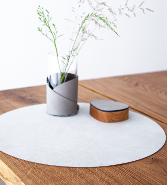 Сервировочная салфетка из натуральной кожи круглая 30 см, цвет металлик, NUPO LIND DNA 981879