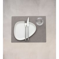 Сервировочная салфетка из натуральной кожи прямоугольная 26.5х34.5 см, цвет теплый серый, NUPO LIND DNA 991605