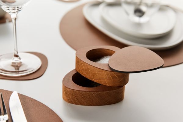 Набор солонка/перечница фигурная 8х10х3 см, цвет светло-коричневый, NUPO LIND DNA 982622