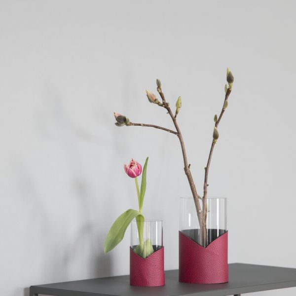 Ваза для цветов с кожаной отделкой 11х20 см, цвет красный, LIND DNA 983669