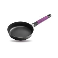 Сковорода ?20cm, с баклажановой силиконовой ручкой, h=5 cm     (10)     30120v