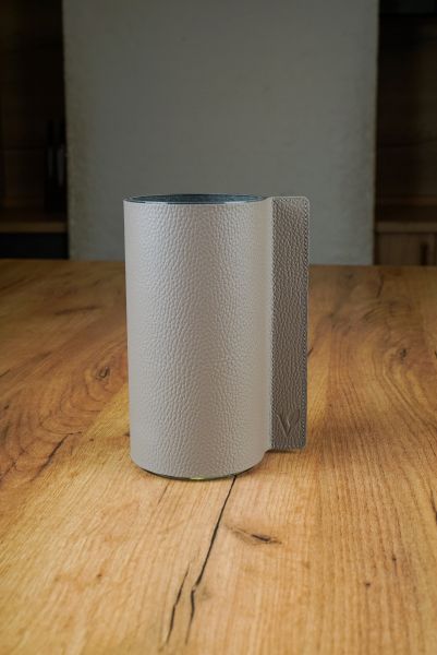 Ваза для цветов с кожаной отделкой, цвет теплый серый, Vero VR-03WG