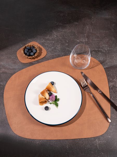 Подставка под кружку из кожи трапеция 12х11 см коричневый, NUPO Vero 521008