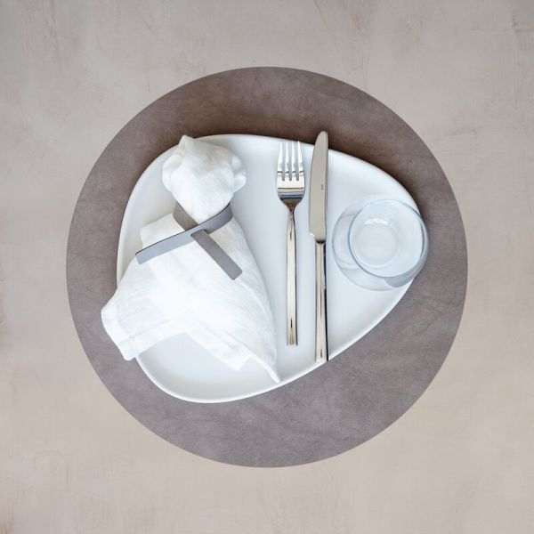 Сервировочная салфетка из натуральной кожи круглая 40 см, цвет пыльно-коричневый, NUPO LIND DNA 990238