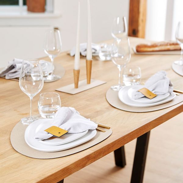 Сервировочная салфетка из натуральной кожи фигурная 36х42 см, цвет песочный, Hippo LIND DNA 981318