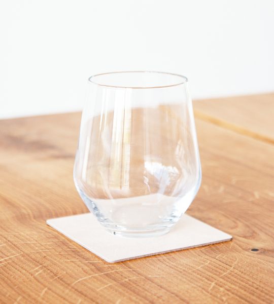 Подставка под кружку из натуральной кожи квадратный 10x10 см, цвет песочный, NUPO LIND DNA 981187
