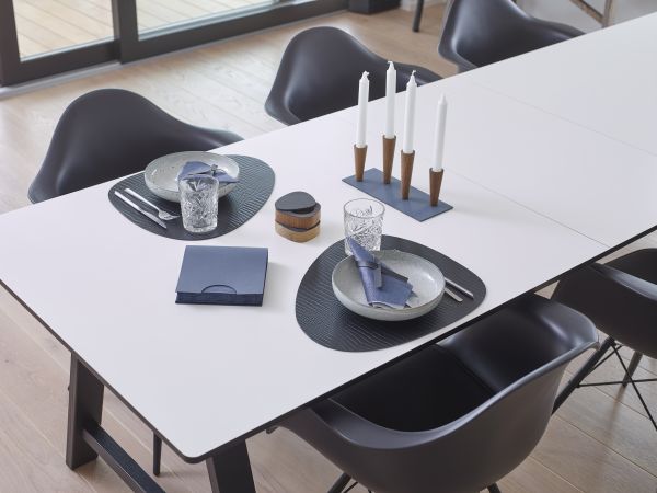 Сервировочная салфетка из натуральной кожи фигурная 36х42 см, цвет черный, CROCO LIND DNA 98286