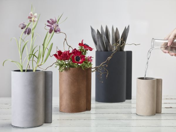 Ваза для цветов с кожаной отделкой, цвет серый антрацит, LIND DNA 98811