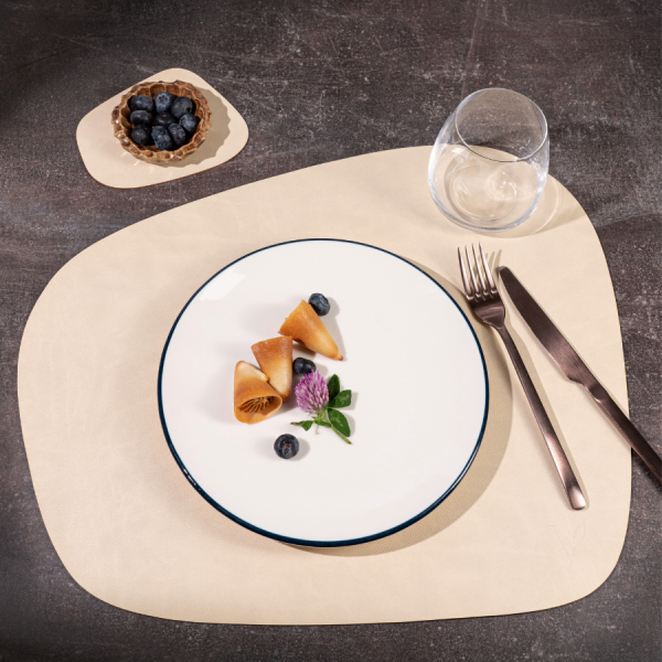 Сервировочная салфетка из натуральной кожи трапеция 36х42 см, кремовая NUPO VERO 511005