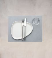 Сервировочная салфетка из натуральной кожи прямоугольная 26.5х34.5 см, цвет светло-серый, LIND DNA 991592