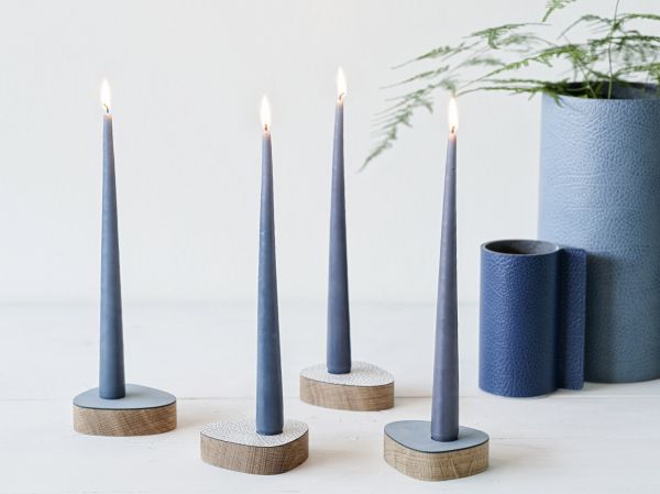 Магнитные подсвечники для высоких свечей набор 2 шт, дуб/кожа, цвет бело-серый, HIPPO LIND DNA 98979