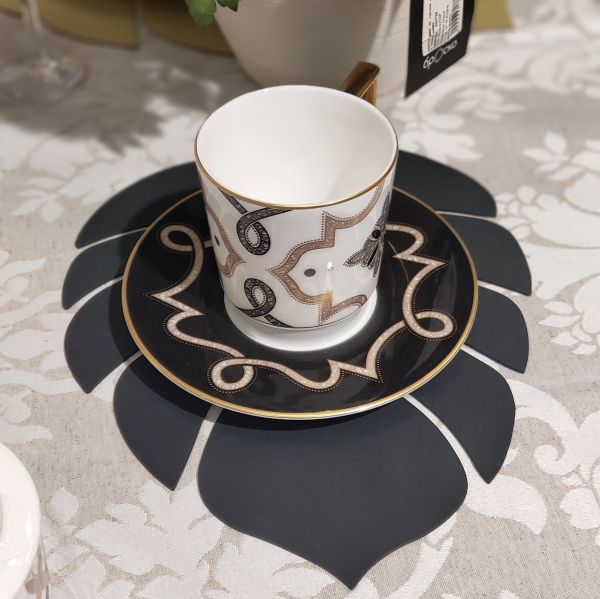 Сервировочная салфетка из натуральной кожи лист монстеры 26х22 см, цвет черный, NUPO LIND DNA 990073