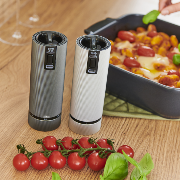 Мельница для соли электрическая 15 см, Line Z, цвет алюминий Peugeot 4313100