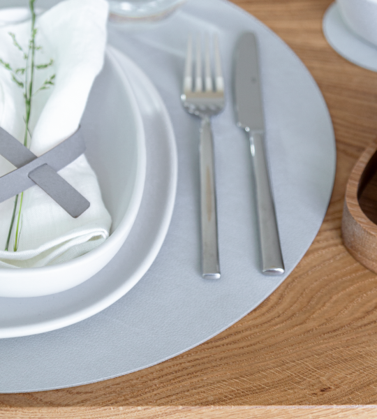 Сервировочная салфетка из натуральной кожи круглая 30 см, цвет металлик, NUPO LIND DNA 981879