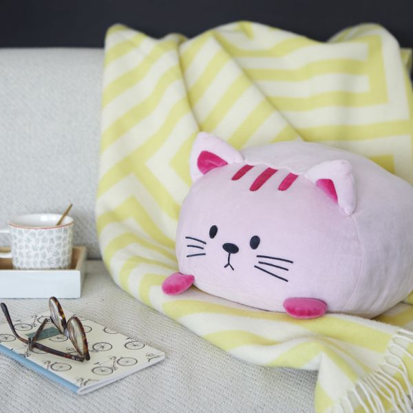 Подушка диванная Kitty розовая