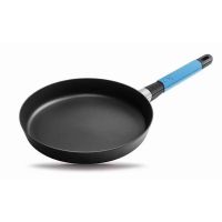 Сковорода ?28cm, с синей силиконовой ручкой, h=5 cm     (10)     30128a