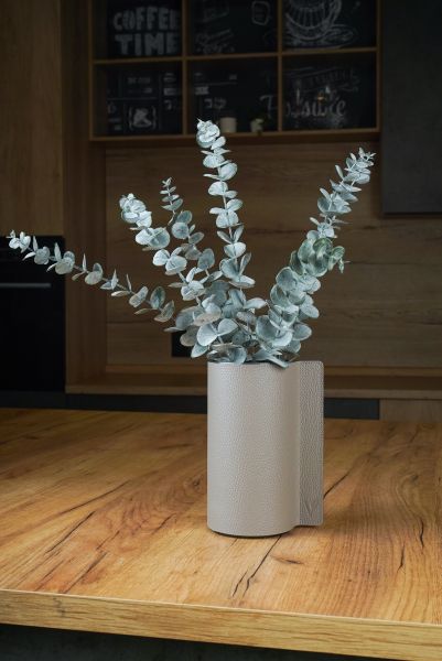 Ваза для цветов с кожаной отделкой, цвет теплый серый, Vero VR-03WG