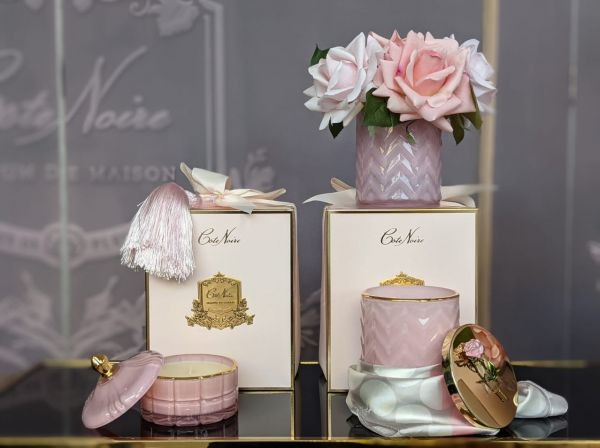 HERRINGBONE PINK Mixed Pink Букет роз,розовый ваза стекло рельеф 'ёлочка', 2 спрея
