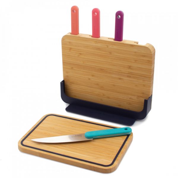 Набор кухонный 6 предметов: 4 ножа в подставке, доска разделочная из бамбука, 30х20 см, Chopping boards and Knives TREBONN