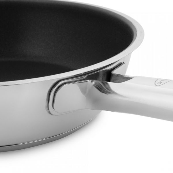 Сковорода с антипригарным покрытием 20 см, нержавеющая сталь, Elegance, 130210, ROESLE