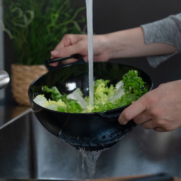 Дуршлаг 22.7 см, черный, Bowls Colanders TREBONN