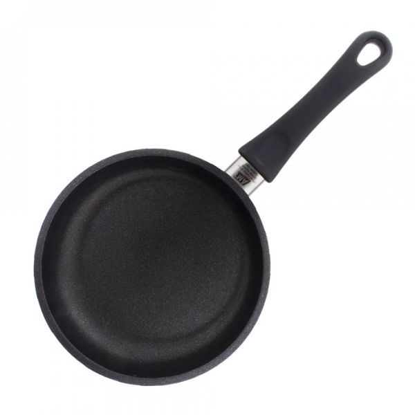 Сковорода 20 см AMT Frying Pans Titan для индукционных плит с фиксированной ручкой