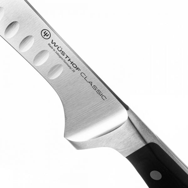 Нож кухонный разделочный 20 см с углублениями на лезвии WUESTHOF Classic