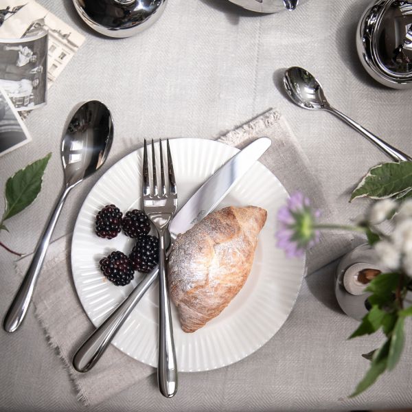 Набор столовых приборов на 8 персон, 56 предметов ROBERT WELCH Kingham Bright