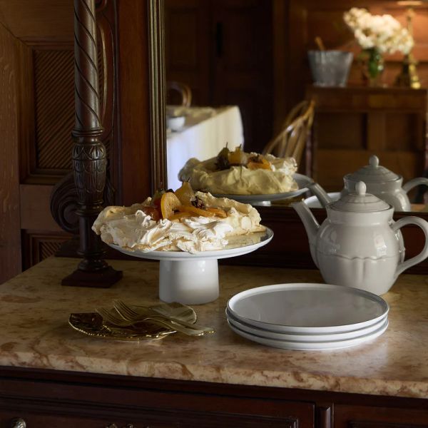 Тарелка закусочная 23 см, фарфор, White, gold, Resonance - porcelain COSTA NOVA, 8RCP231-WGD