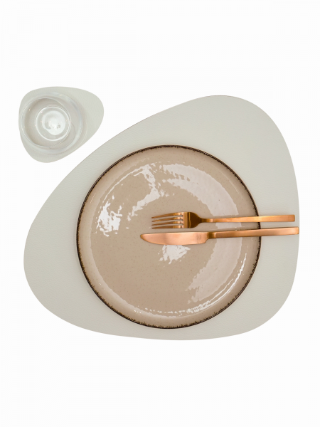 Подстановочная салфетка фигурная из натуральной кожи, белый 37x44 см + подстаканник VERO