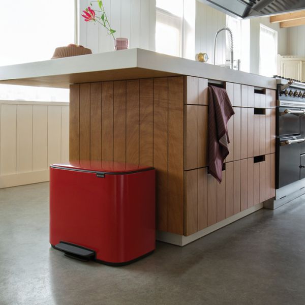 Мусорный бак BO PEDAL BIN 36 л BRABANTIA