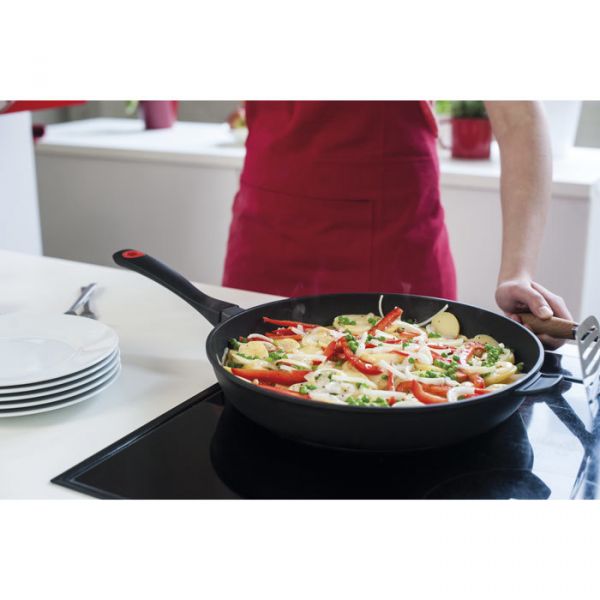 Сковорода BEKA ENERGY 32 см с двумя ручками 